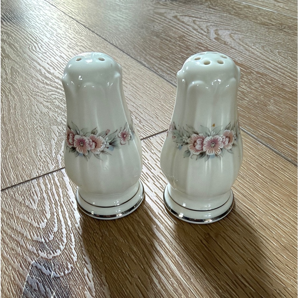 Noritake Rothschild Salt and Pepper Shakers Set Floral Porcelain Japan